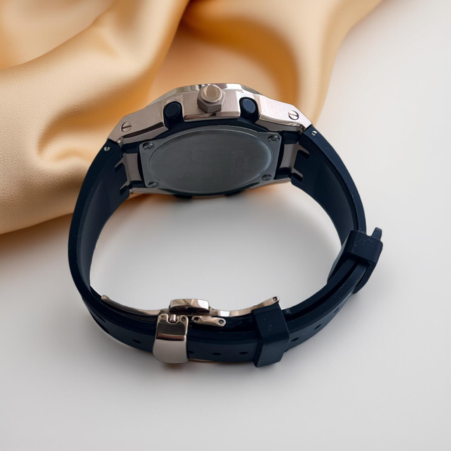 Casioak Royal Quartz Gold (Black Strap)